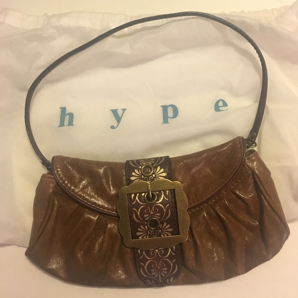 Small brown leather purse.